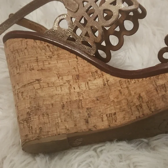 Vintage Tory Burch wedges - Picture 3 of 3